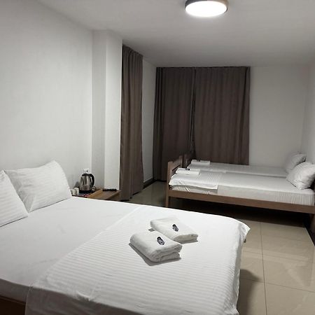 Hotel Majestic ستروغا المظهر الخارجي الصورة