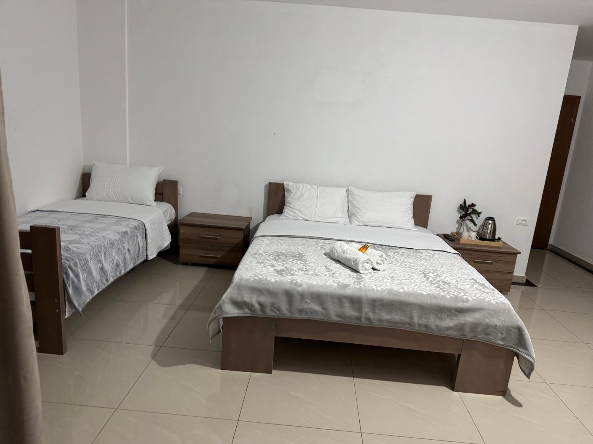 Hotel Majestic ستروغا المظهر الخارجي الصورة