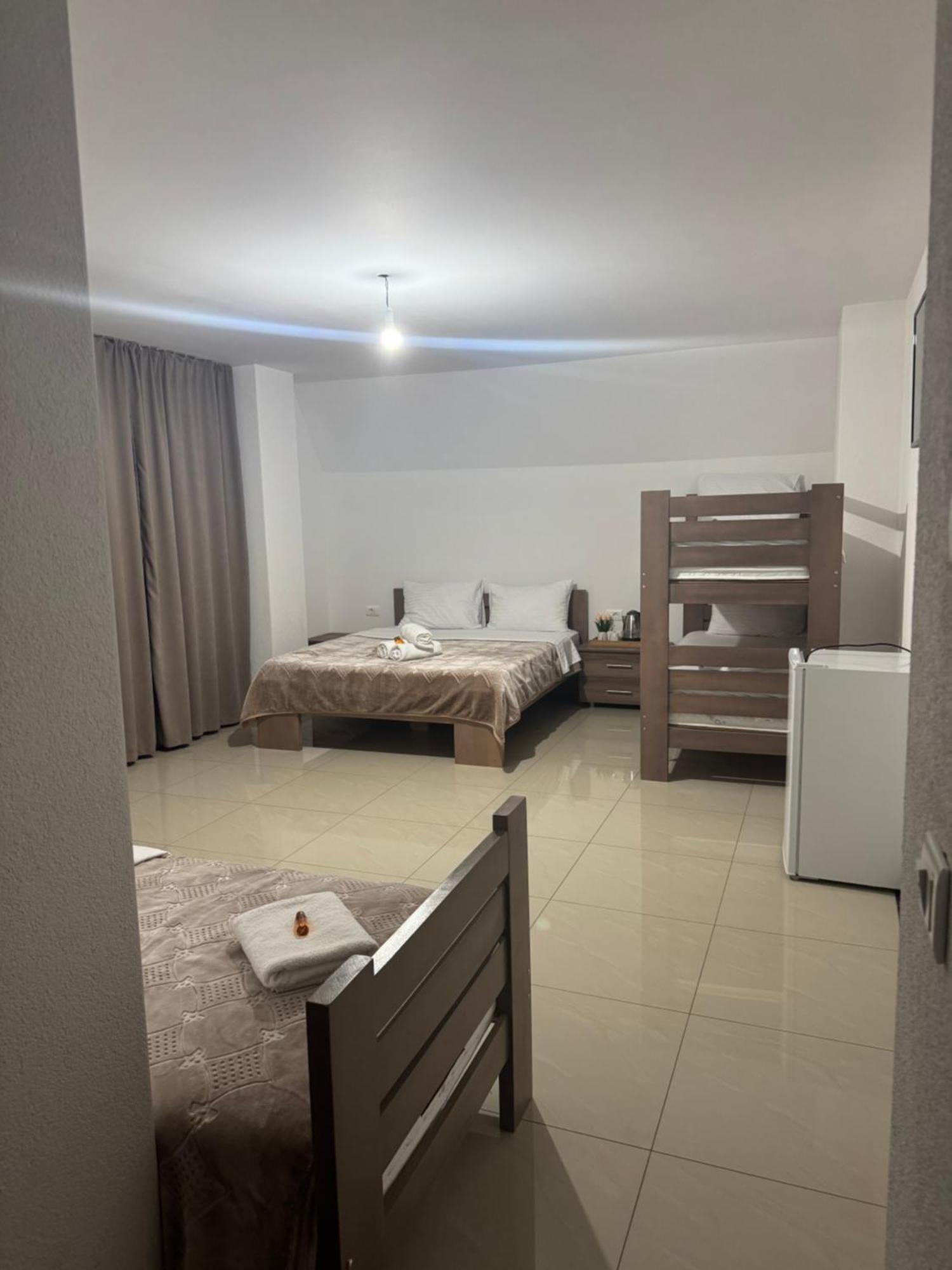 Hotel Majestic ستروغا المظهر الخارجي الصورة
