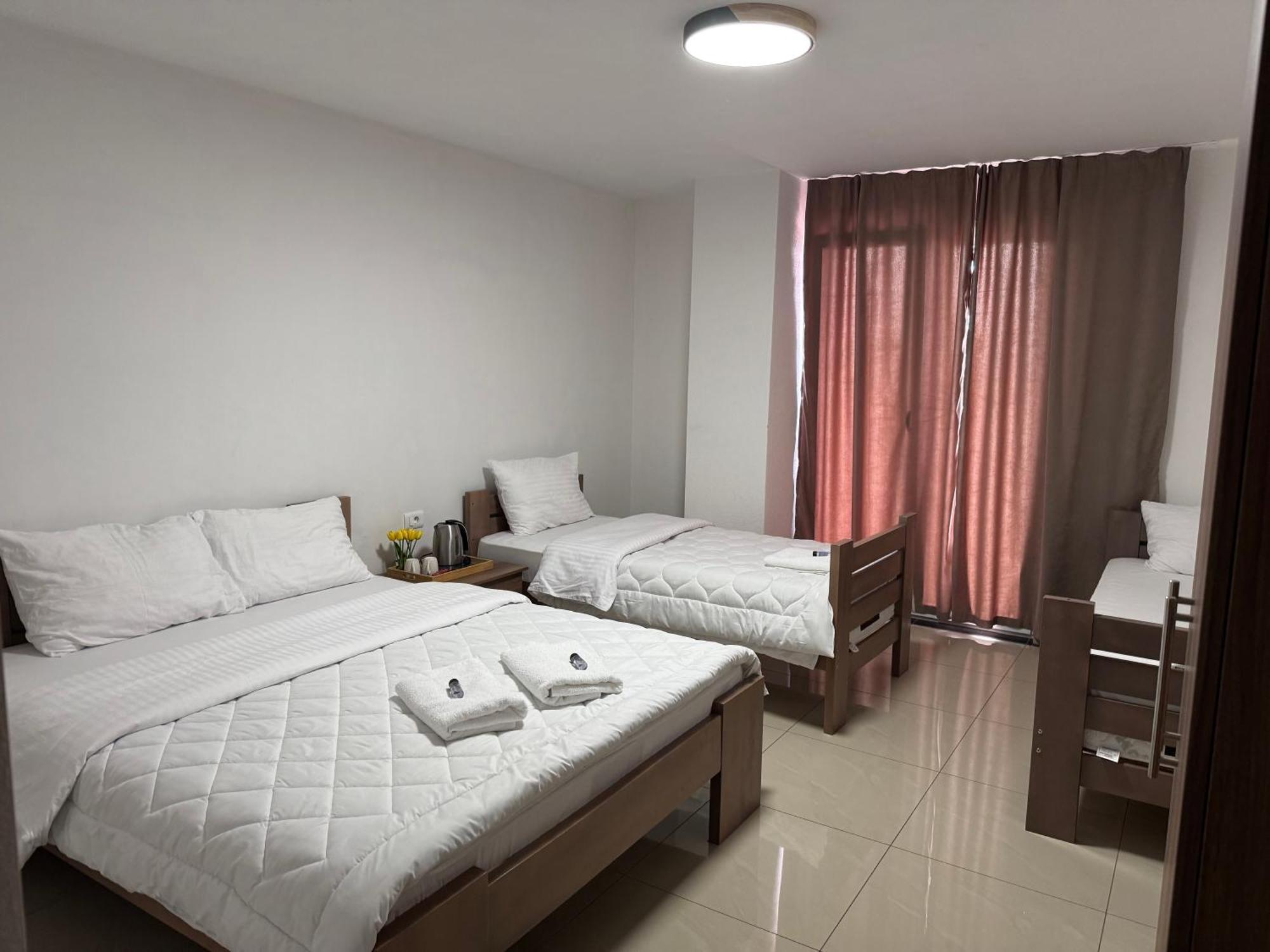 Hotel Majestic ستروغا المظهر الخارجي الصورة